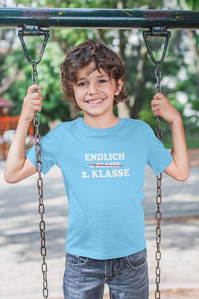 Kinder T-Shirt mit "Endlich 1. Klasse" Aufdruck