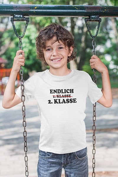 Kinder T-Shirt mit "Endlich 1. Klasse" Aufdruck