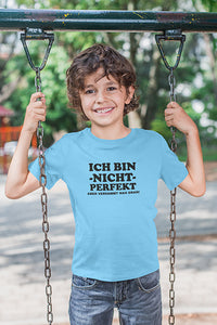 Kinder T-Shirt mit "Ich bin nicht perfekt, aber verdammt nah dran" Aufdruck
