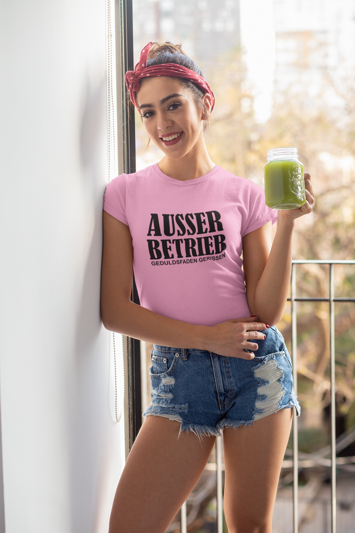 Frauen T-Shirt Ausser Betrieb